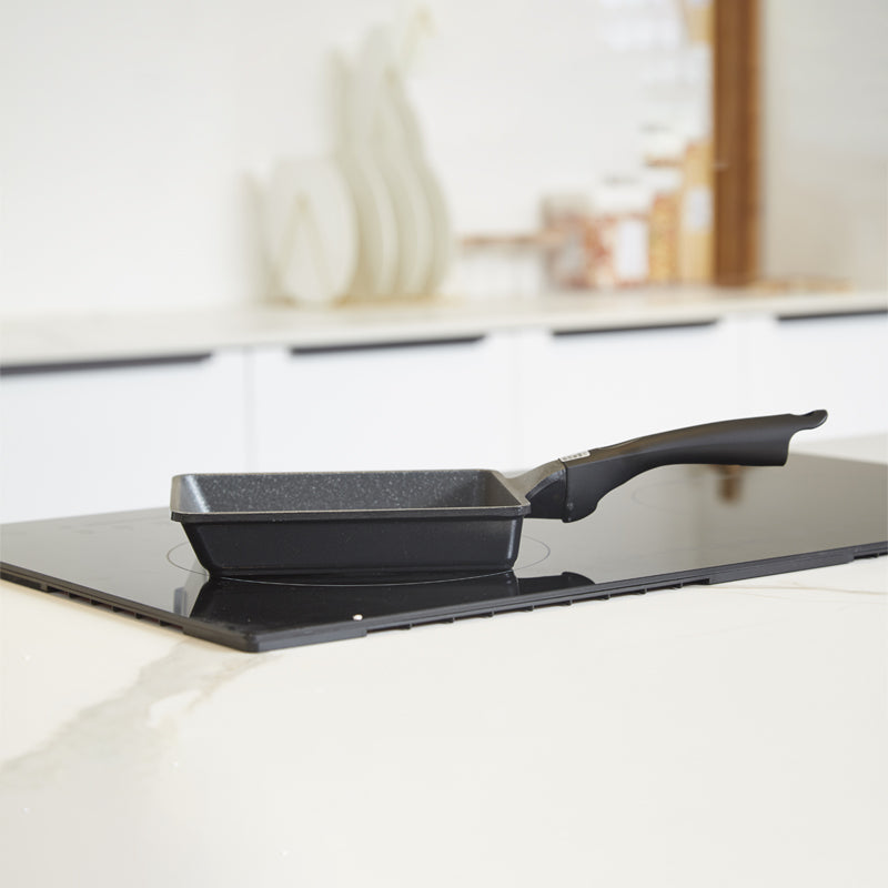 【家居】IH超輕量煎鑊 KARUFURA