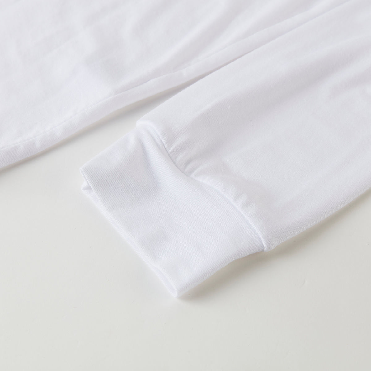 【家居】男士長袖 莫代爾萊卡 V領 白