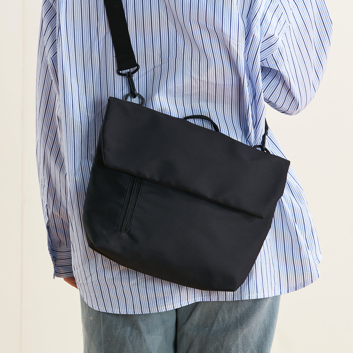 【家居】斜孭袋 多功能 BK