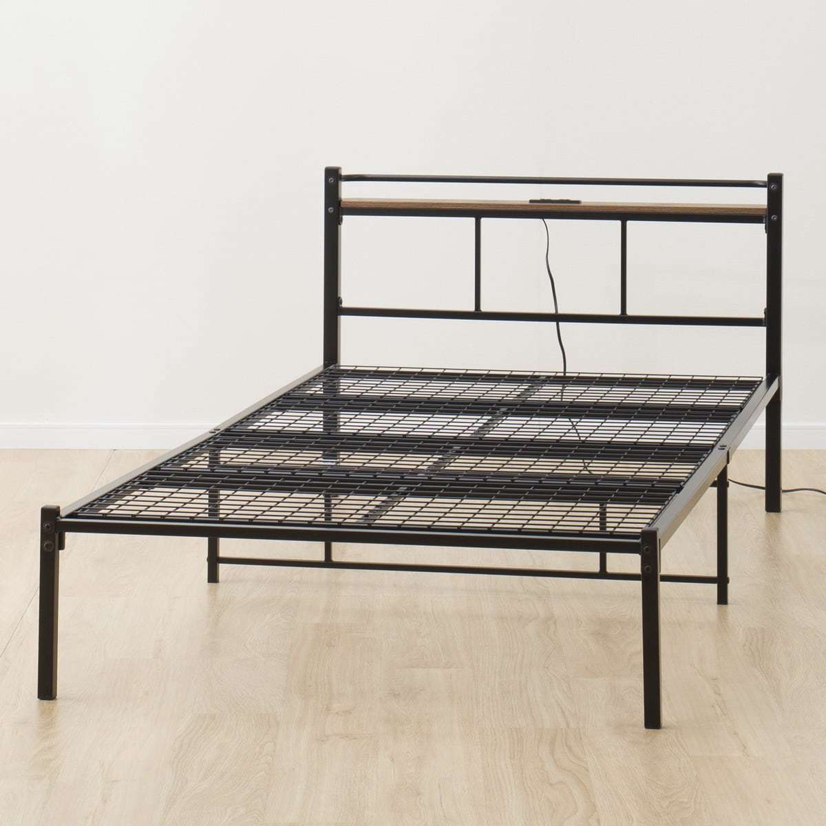 【傢俱】鐵床 巴吉納CN NP