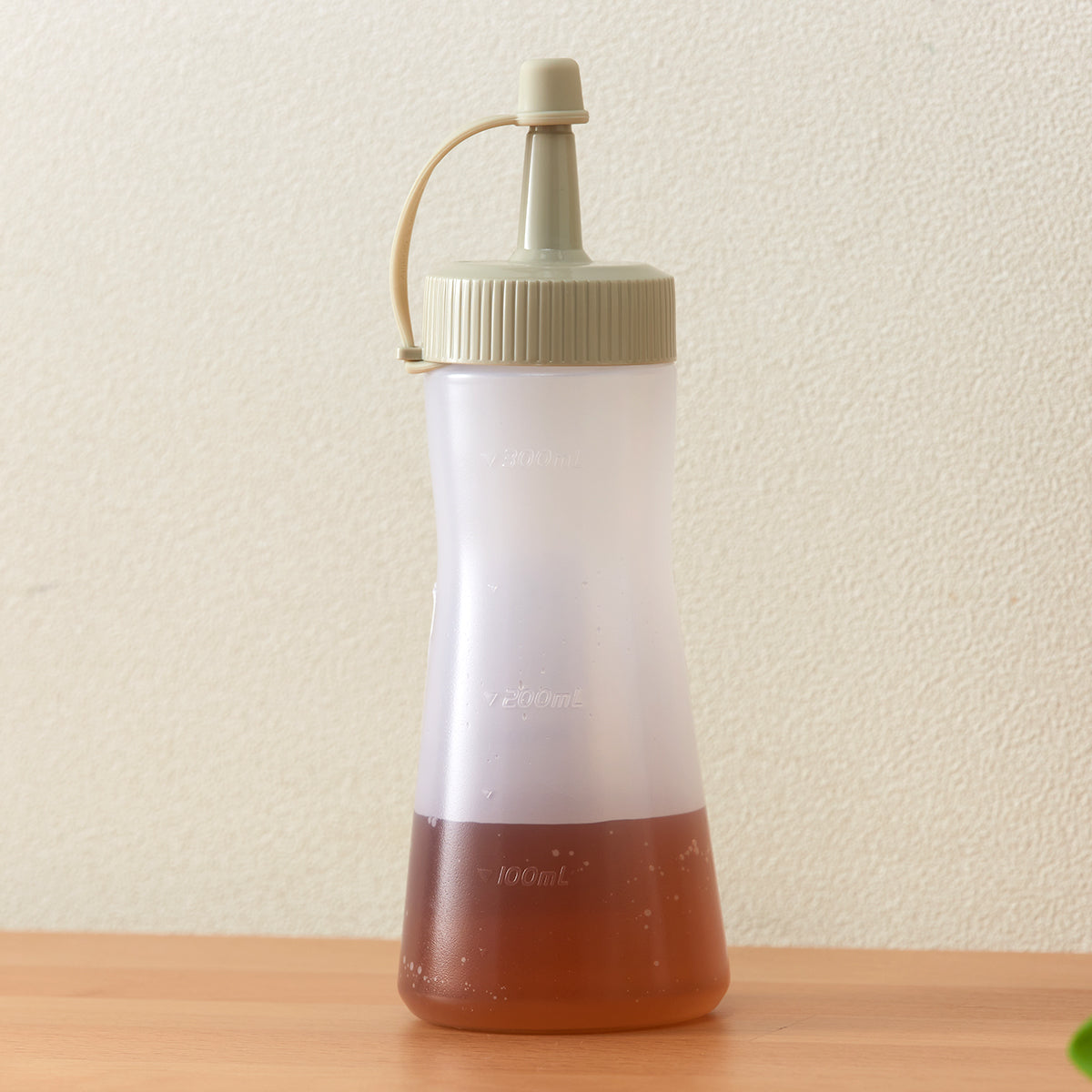 【家居】單孔擠壓式調味瓶 WH