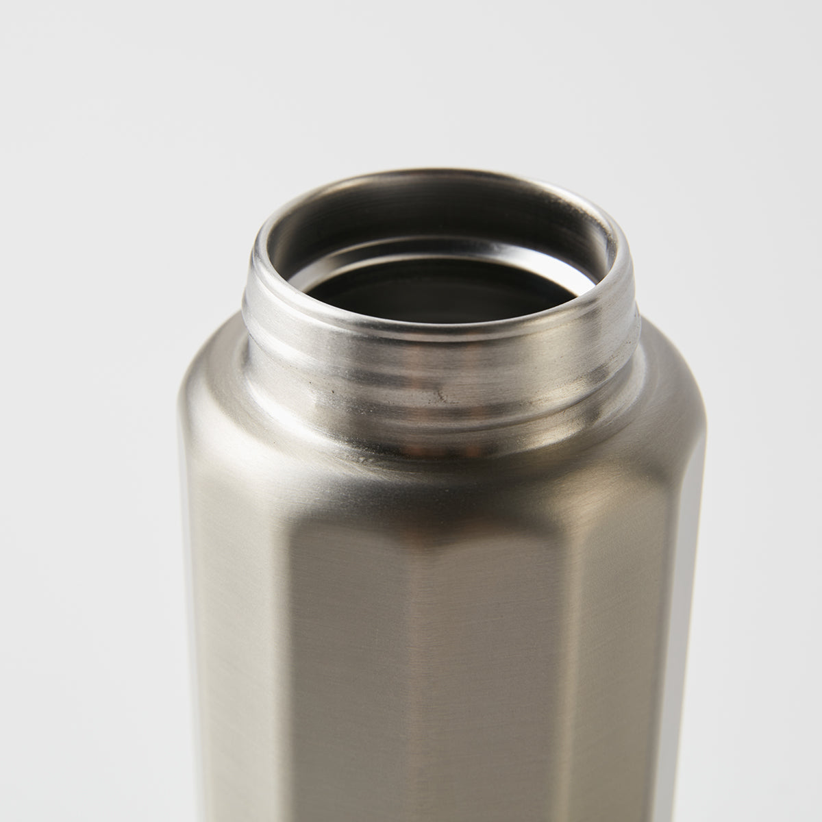 【家居】多棱鏡不銹鋼保溫湯杯/保溫杯 SI