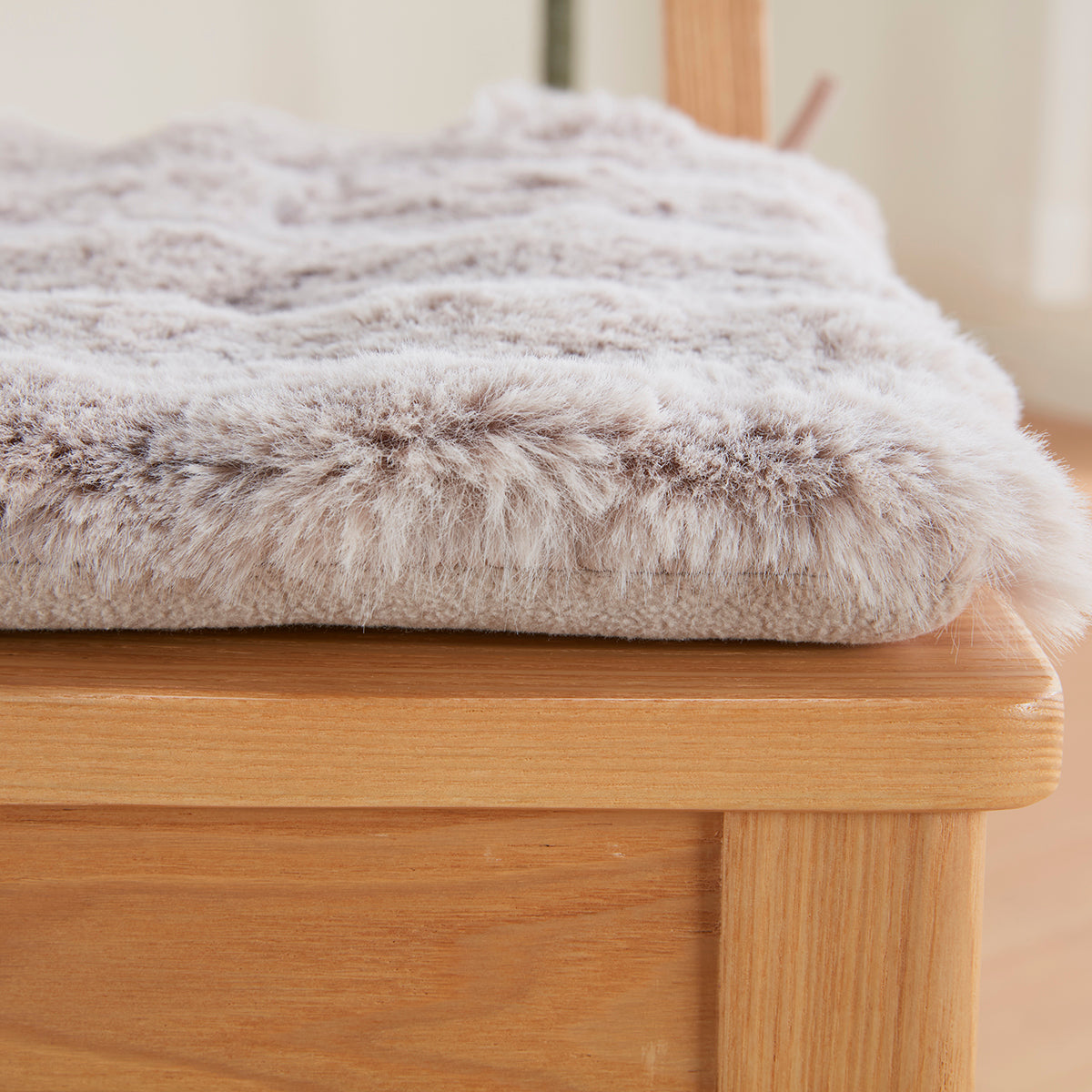 【家居】繫帶坐墊 凹凸式樣 PK2401