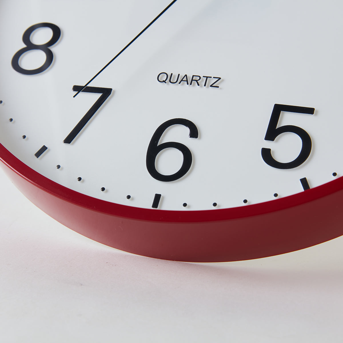 【家居】靜音掛鍾 派勒蒂