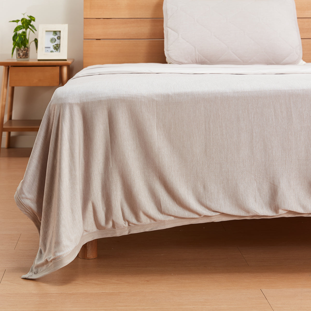 【家居】強冷感薄被S2502 摩卡色系列床品 薄被/毛巾被/床墊/枕墊