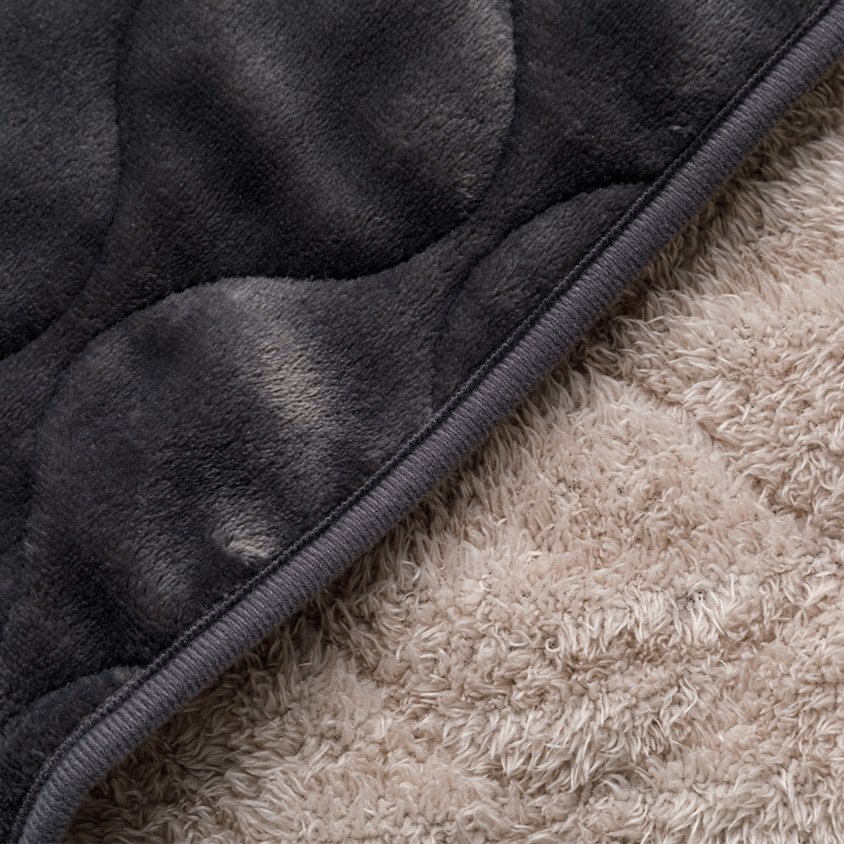 【家居】超吸濕發熱頸部腰部保暖氈DGY