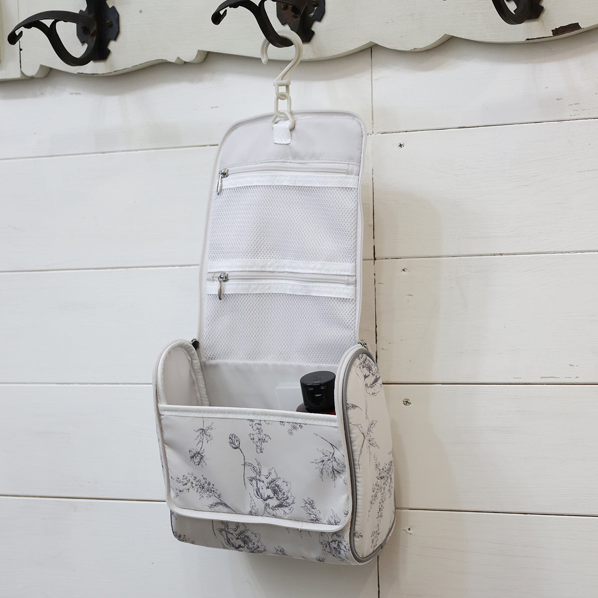 【家居】旅行用可摺疊包/懸掛收納包 Flora BW