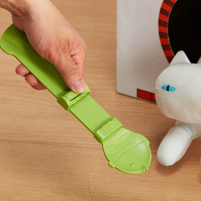 【家居】滾輪式貓條餵食器 綠色