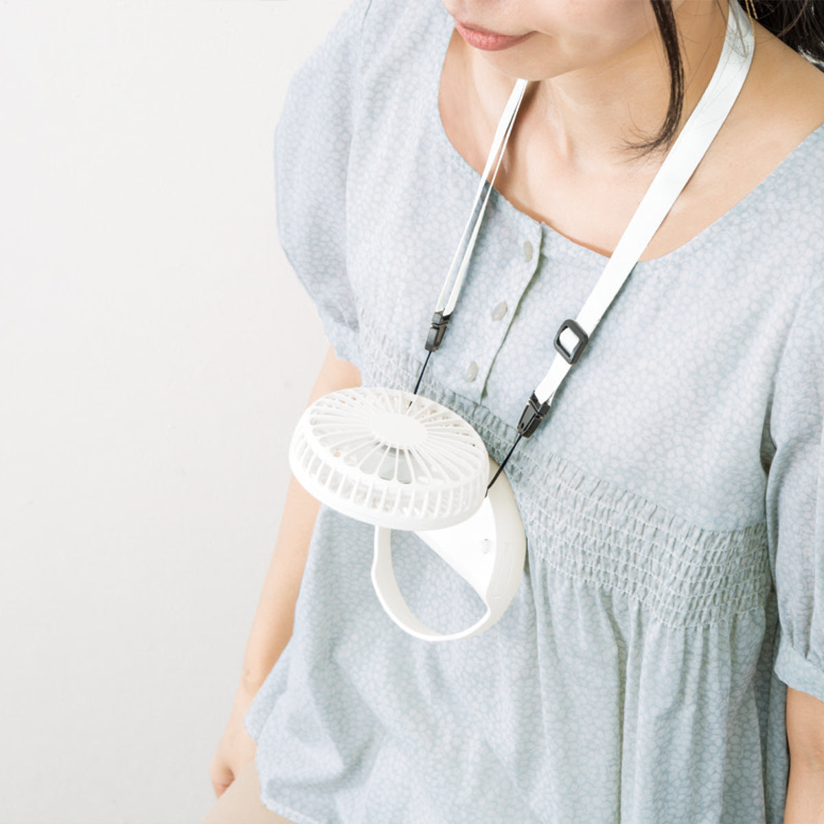 【家居】2way掛頸式風扇HF331NR-MO