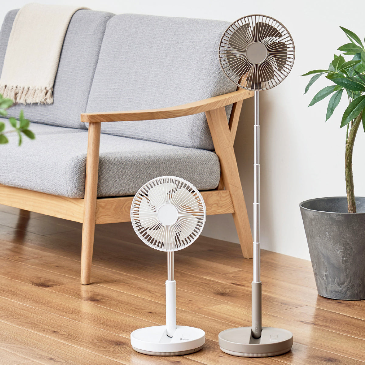 【家居】折疊式無線落地風扇-LCAF031
